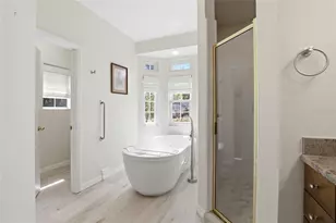 8828 NW 19th Ln, Gainesville, FL 32606 - Photo 11