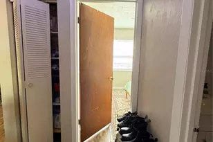 615 SW 11th Ln, Gainesville, FL 32601 - Photo 11