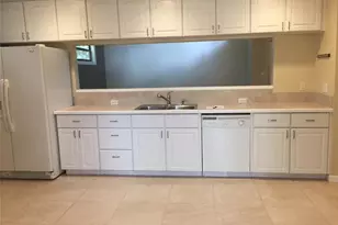 102 NW 24th St, Gainesville, FL 32607 - Photo 5