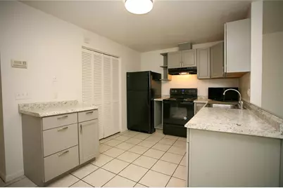 1421 NW 6th Place, Gainesville, FL 32603 - Photo 5