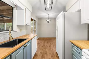 2705 NW 47 Pl, Gainesville, FL 32605 - Photo 9