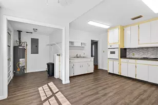 630 NE 6th Ave, Gainesville, FL 32601 - Photo 21