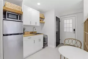 831 NW 20th Ter, Gainesville, FL 32603 - Photo 15