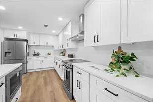 801 NW 37th Dr, Gainesville, FL 32605 - Photo 13