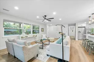 801 NW 37th Dr, Gainesville, FL 32605 - Photo 9