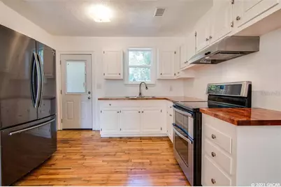 1028 NE 7th Avenue, Gainesville, FL 32601 - Photo 7