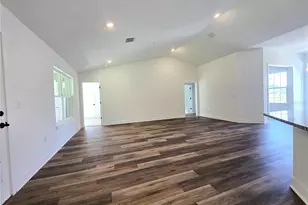 247 SW Bellflower Dr, Lake City, FL 32024 - Photo 11