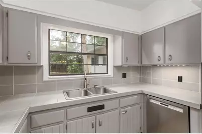 2111 SW 44th Avenue, Gainesville, FL 32608 - Photo 23