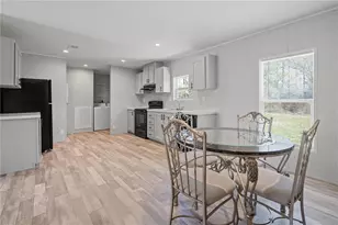 8251 NE 95th Ave, Bronson, FL 32621 - Photo 7