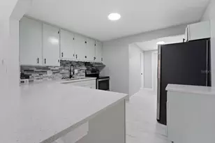 4313 Midland Rd, Sarasota, FL 34231 - Photo 5