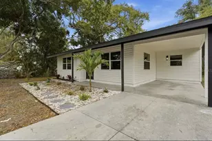 4313 Midland Rd, Sarasota, FL 34231 - Photo 15