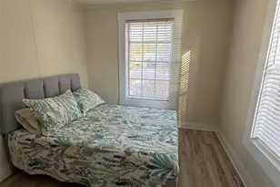 13841 12th St, Dade City, FL 33525 - Photo 9