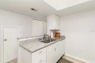 2508 SW 35th Pl, Gainesville, FL 32608 - Photo 17