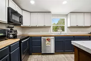 636 Union Ave, Interlachen, FL 32148 - Photo 9