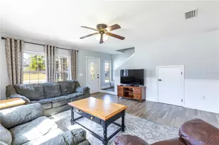 705 SE Townhomes Blvd, Lake Butler, FL 32054 - Photo 5