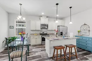 1810 SW 246th Dr, Newberry, FL 32669 - Photo 3