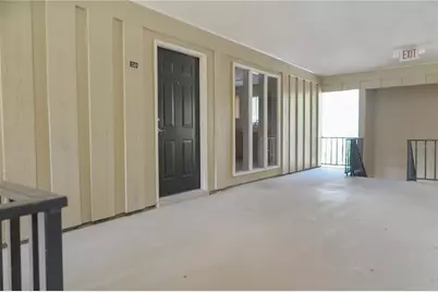 507 NW 39th Drive #210, Gainesville, FL 32607 - Photo 5