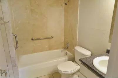 507 NW 39th Drive #210, Gainesville, FL 32607 - Photo 13