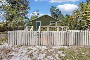 102 NE 138th St, Cross City, FL 32628 - Photo 29