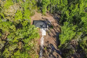 957 NE 354th Ave, Old Town, FL 32680 - Photo 1