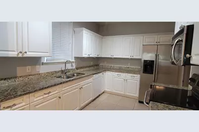 1571 NW 29th Road #1, Gainesville, FL 32605 - Photo 3