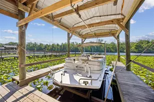 334 Paradise Cir, Satsuma, FL 32189 - Photo 5