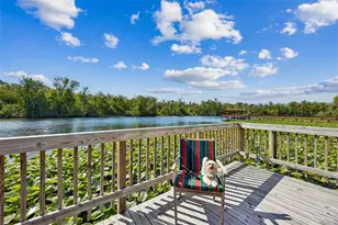 334 Paradise Cir, Satsuma, FL 32189 - Photo 7