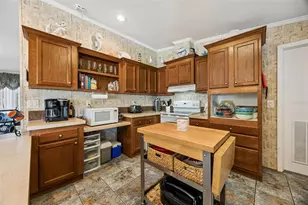 334 Paradise Cir, Satsuma, FL 32189 - Photo 15