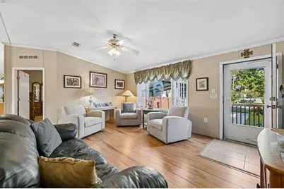 334 Paradise Circle, Satsuma, FL 32189 - Photo 9