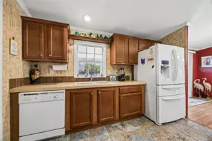 334 Paradise Cir, Satsuma, FL 32189 - Photo 15