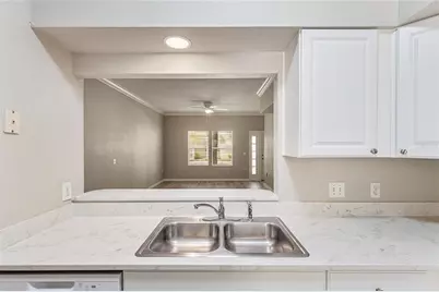 9177 SW 52nd Road #102, Gainesville, FL 32608 - Photo 17