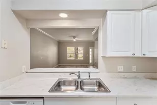 9177 SW 52nd Rd, Gainesville, FL 32608 - Photo 17