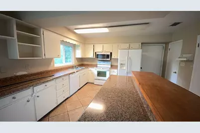 3330 NW 27th Avenue, Gainesville, FL 32605 - Photo 3