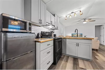 341 SW Yale Terrace, Fort White, FL 32038 - Photo 9