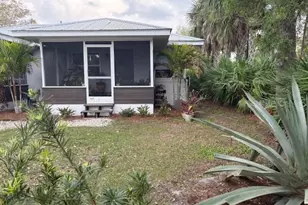 651 Madison Ct, Sarasota, FL 34236 - Photo 1