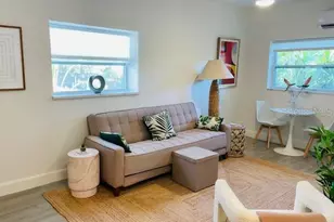 651 Madison Ct, Sarasota, FL 34236 - Photo 15