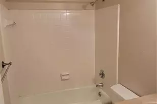 2220 NW 14th Ave, Gainesville, FL 32605 - Photo 13