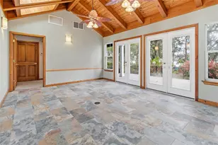 299 Riley Lk Dr, Hawthorne, FL 32640 - Photo 17