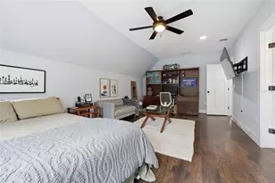 403 NE 9th St, Gainesville, FL 32601 - Photo 35