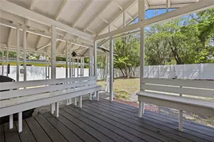 403 NE 9th St, Gainesville, FL 32601 - Photo 53