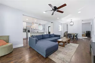 403 NE 9th St, Gainesville, FL 32601 - Photo 11