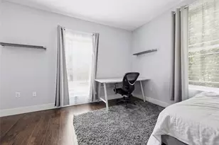 403 NE 9th St, Gainesville, FL 32601 - Photo 43