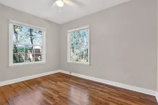 914 NE 11th Ave, Gainesville, FL 32601 - Photo 13