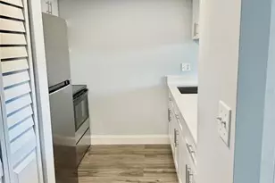 3760 Inverrary Dr, Lauderhill, FL 33319 - Photo 9