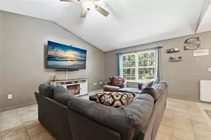 347 Ashley St, Hawthorne, FL 32640 - Photo 7