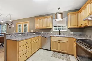 347 Ashley St, Hawthorne, FL 32640 - Photo 9