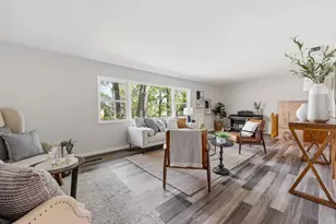 9235 NW 11th Pl, Gainesville, FL 32606 - Photo 7