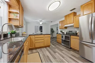 9235 NW 11th Place, Gainesville, FL 32606 - Photo 15