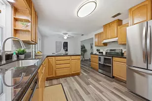 9235 NW 11th Pl, Gainesville, FL 32606 - Photo 15