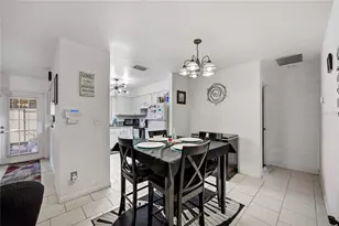 7212 SW 18th Pl, Gainesville, FL 32607 - Photo 9